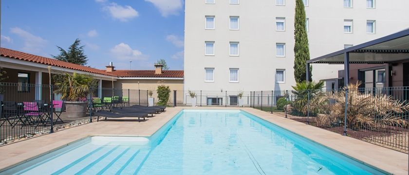 Hotel Gatsby by HappyCulture - Piscine - Hotel Lyon - Hotel Chassieu